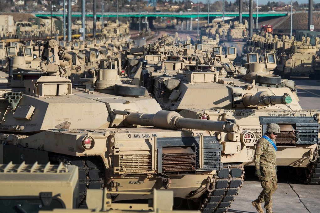 It's been 4 months since Ukraine's counterattack, and US Abrams tanks have just arrived 0