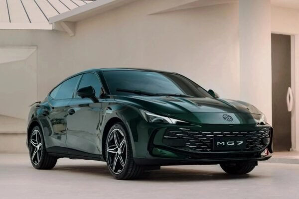 MG7 will have two versions in Vietnam, what is there to `compete` with the Camry besides cheap price? 2