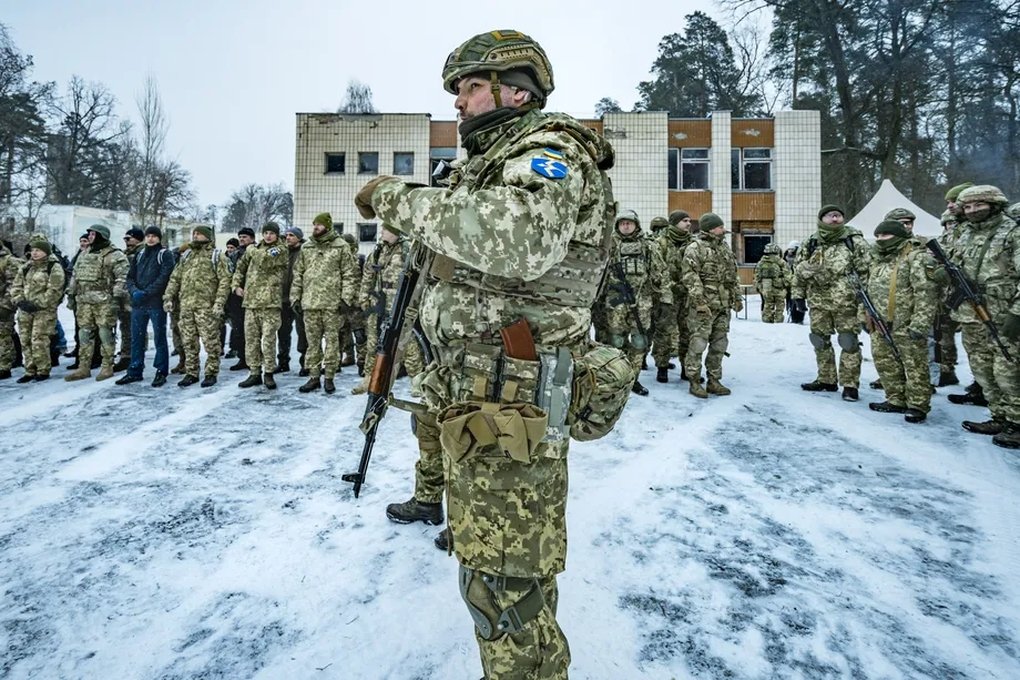 Ukraine may lose an important stronghold before receiving Western weapons 0