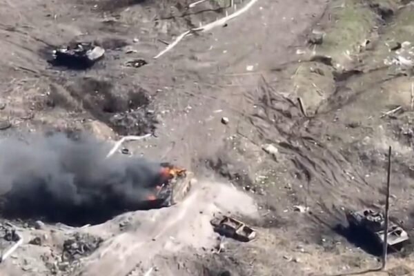 Ukraine set a trap for Russian tanks and armored vehicles at Chasov Yar stronghold 0